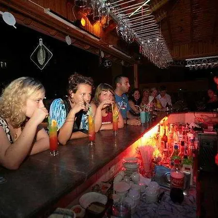 Otel Yeni Acun